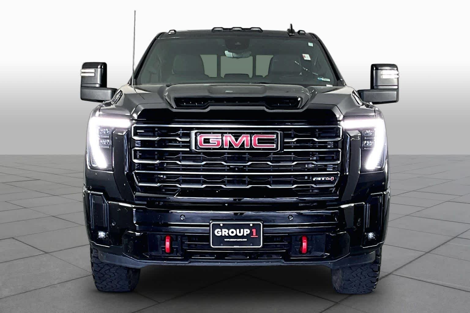 Certified Used 2025 Onyx Black GMC AT4 image 4
