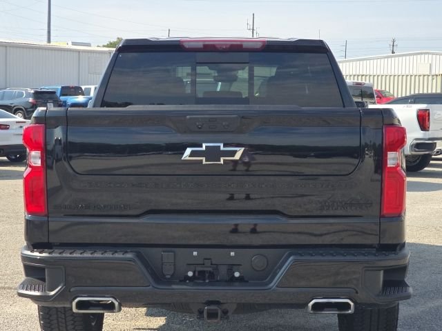2024 Chevrolet Silverado 1500 High Country photo 4