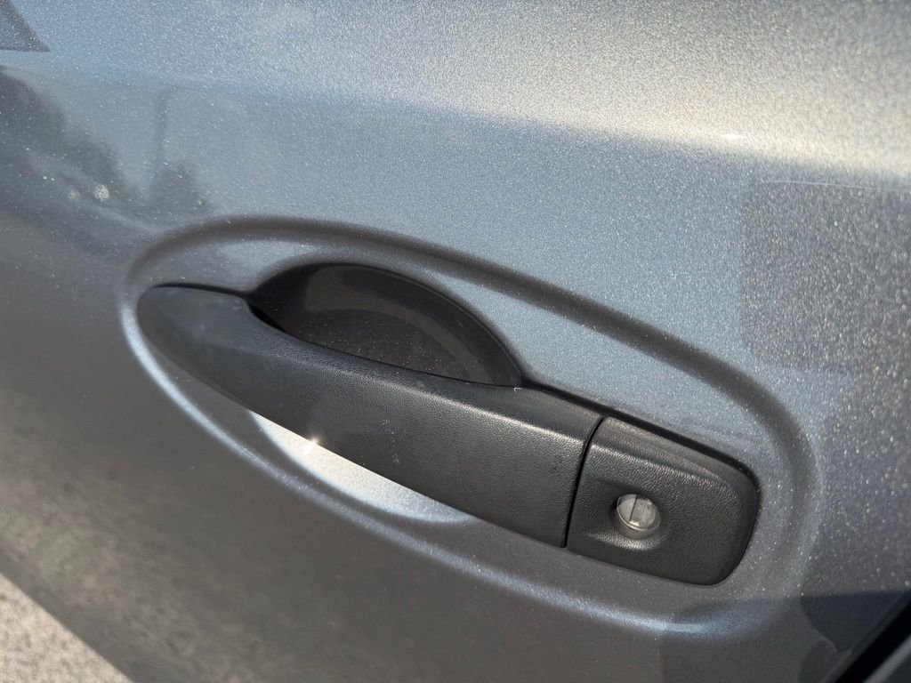 Used 2020 Gray Nissan S image 13