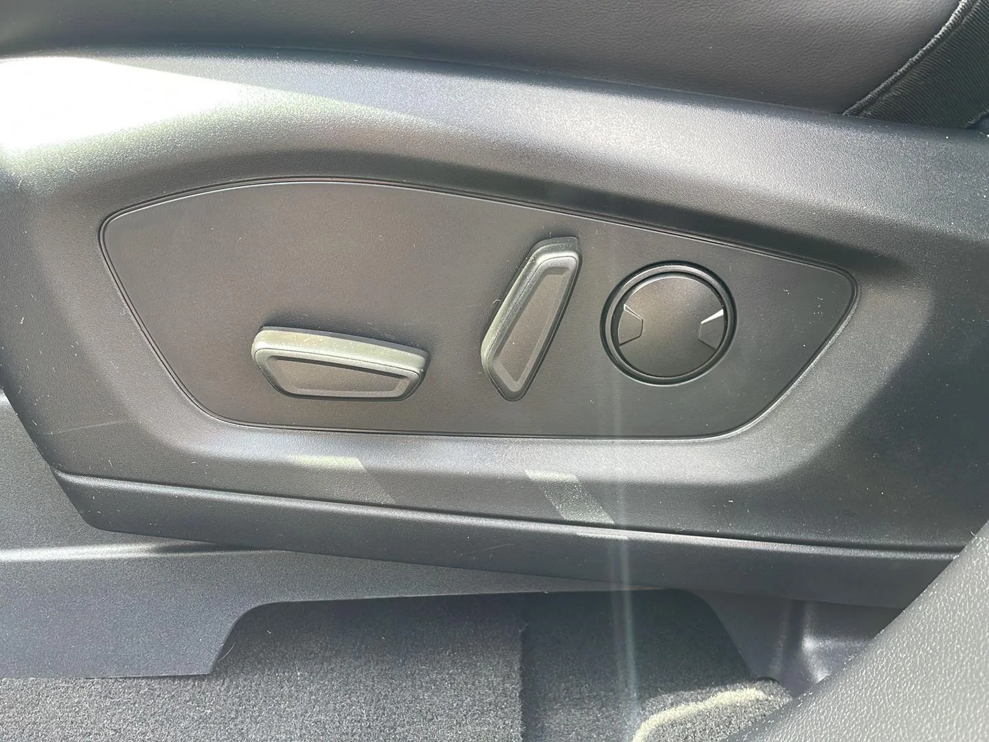 New 2026 Marsh Gray Ford Tremor image 10