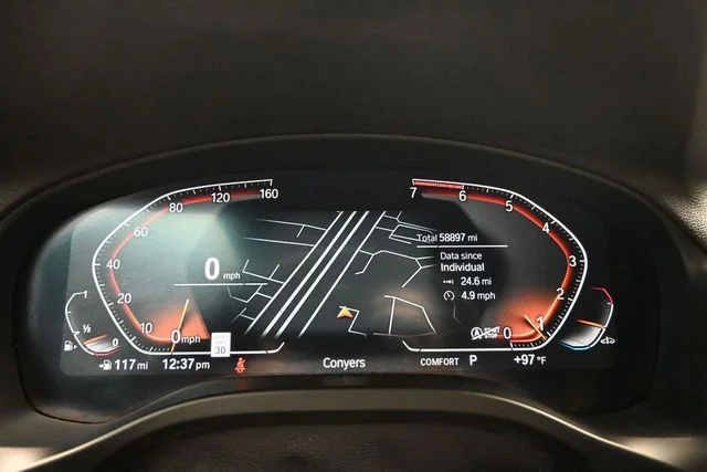 Used 2022 White BMW xDrive30i image 18
