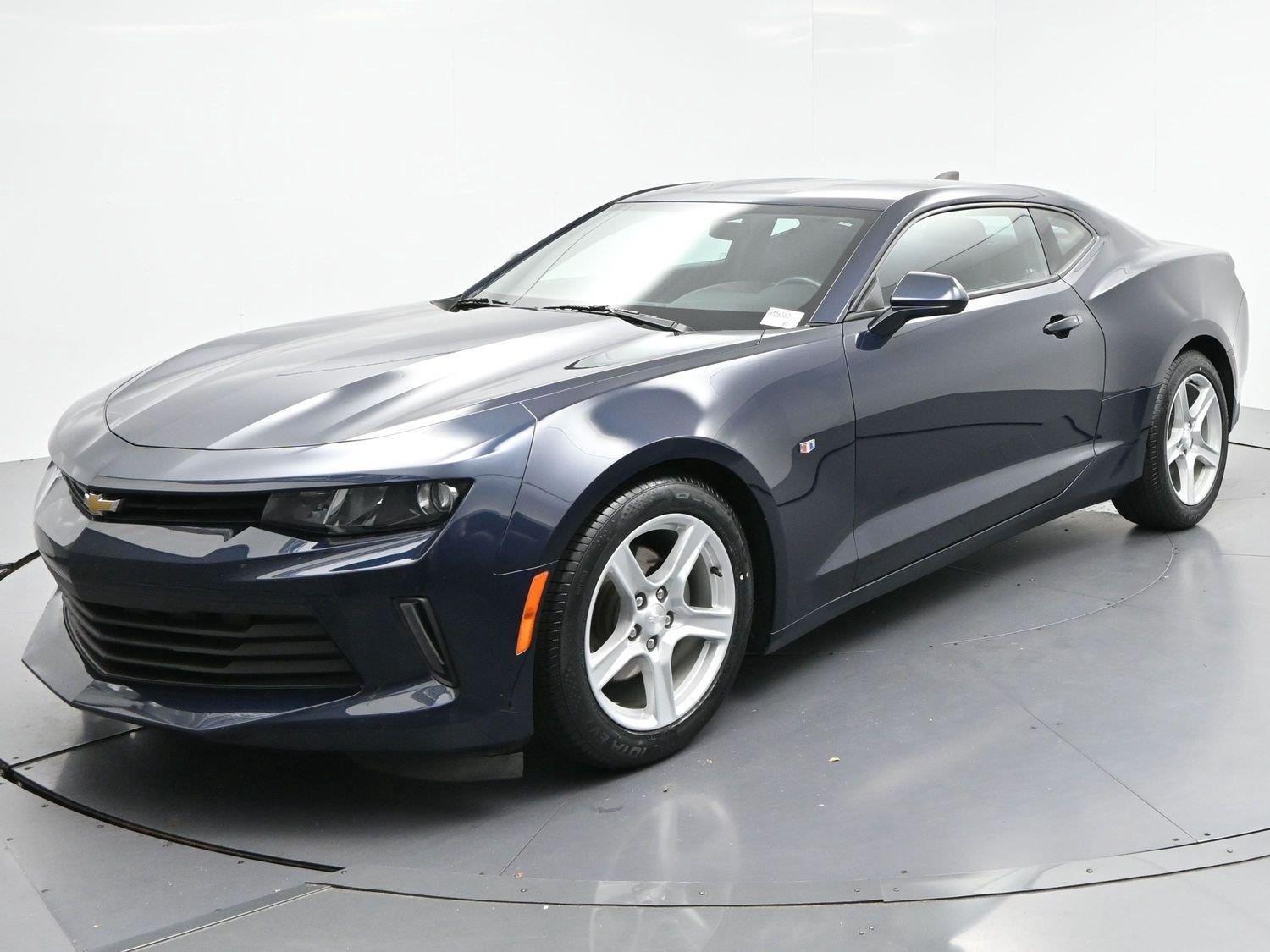 Used 2016 Blue Velvet Metallic Chevrolet 1LT image 3
