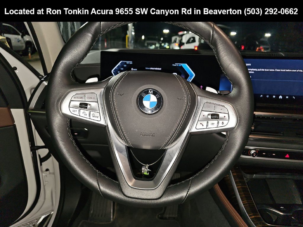 Used 2026 Mineral White Metallic BMW xDrive40i image 8