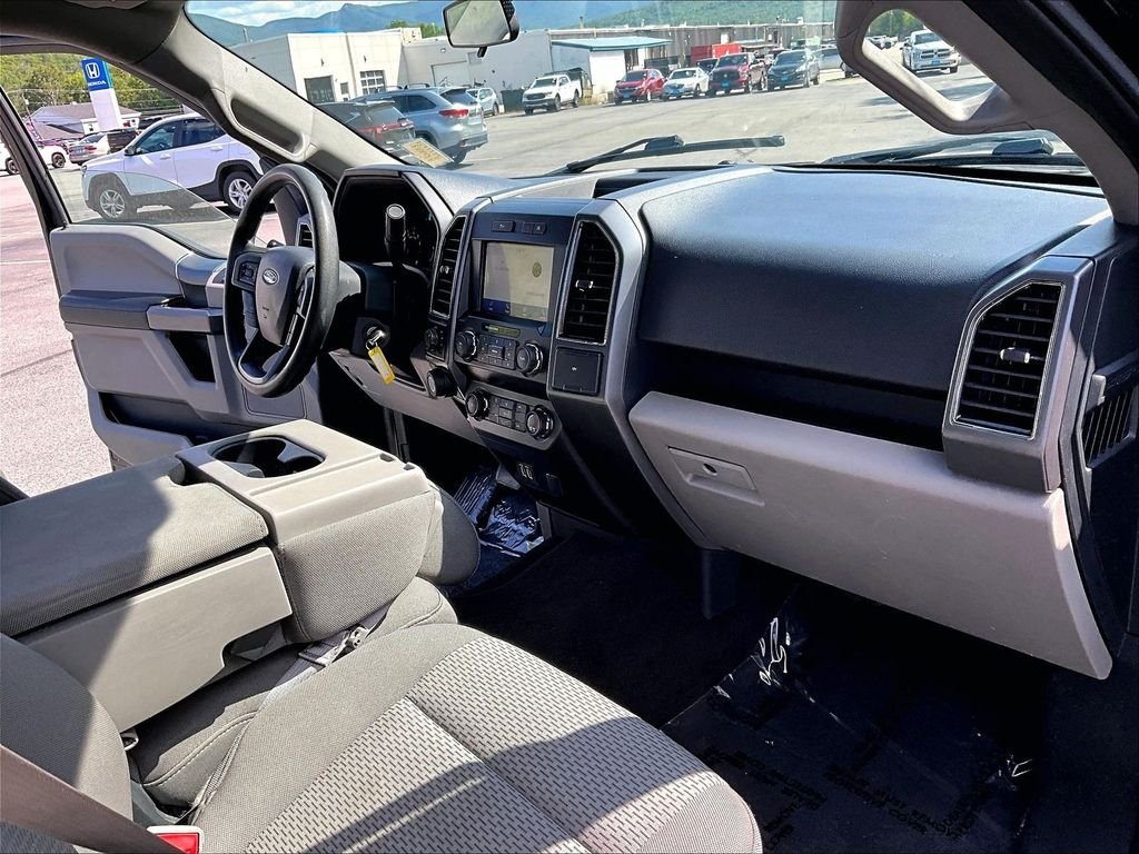 Used 2020 Black Ford XL image 14