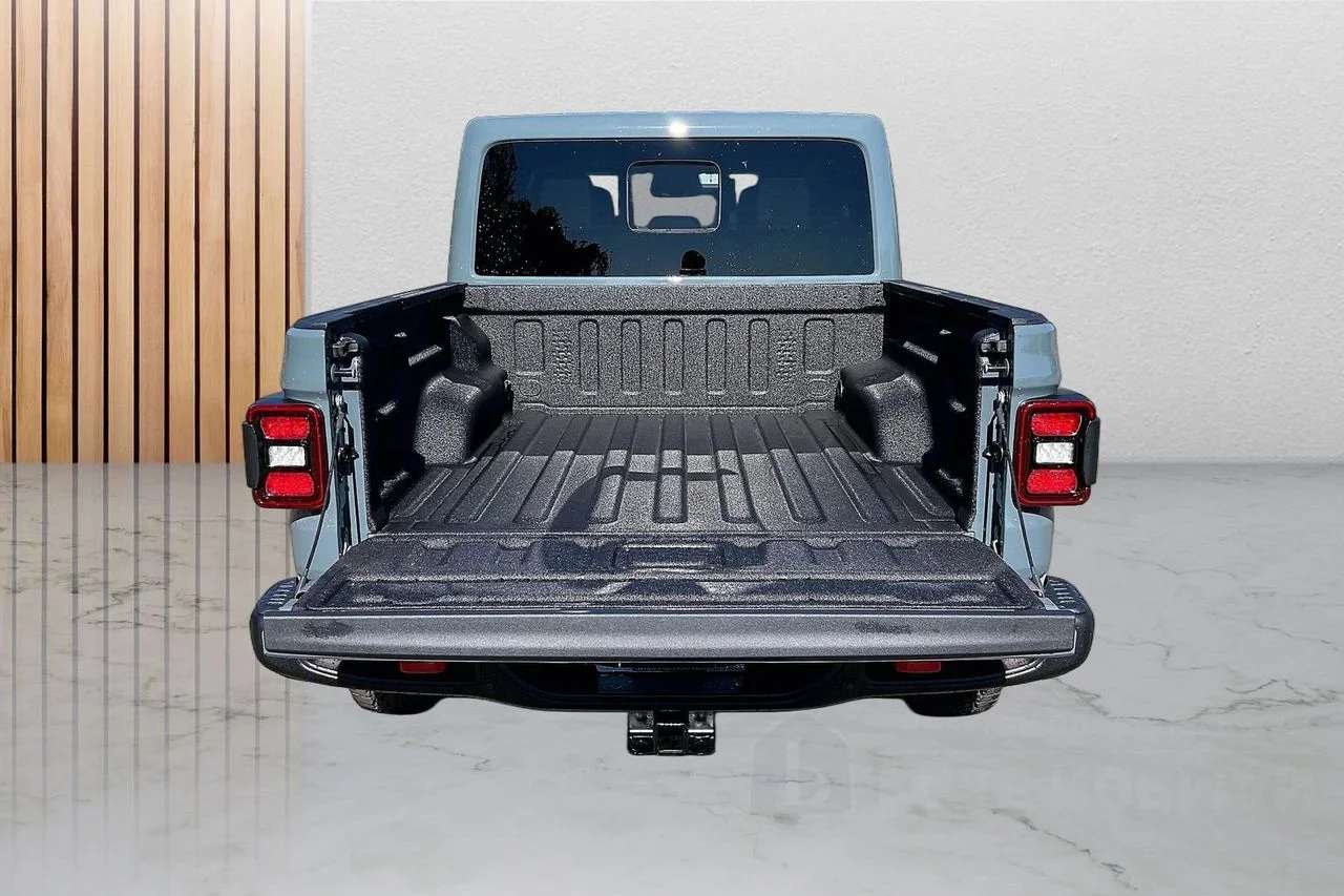 New 2026 Anvil Clear-Coat Exterior Paint Jeep Rubicon X image 23