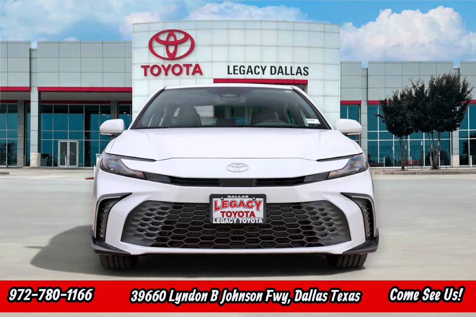 New 2026 Ice Cap Toyota SE image 4