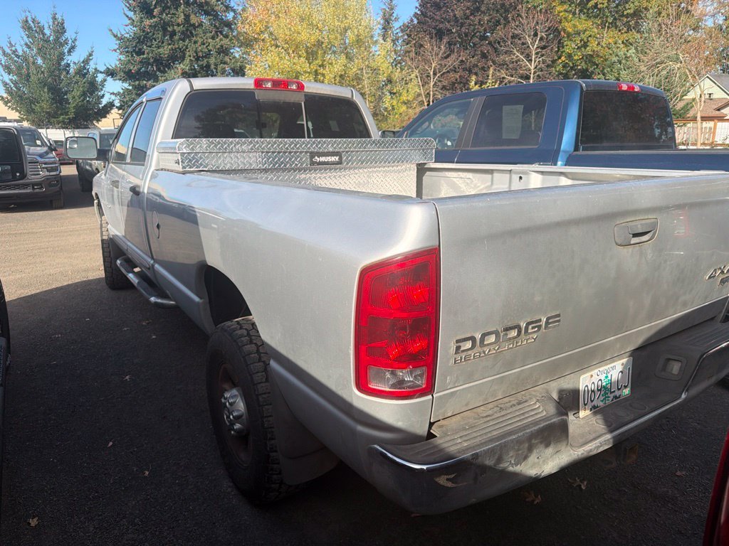 Used 2004 Bright Silver Metallic Clearcoat Dodge Laramie image 5