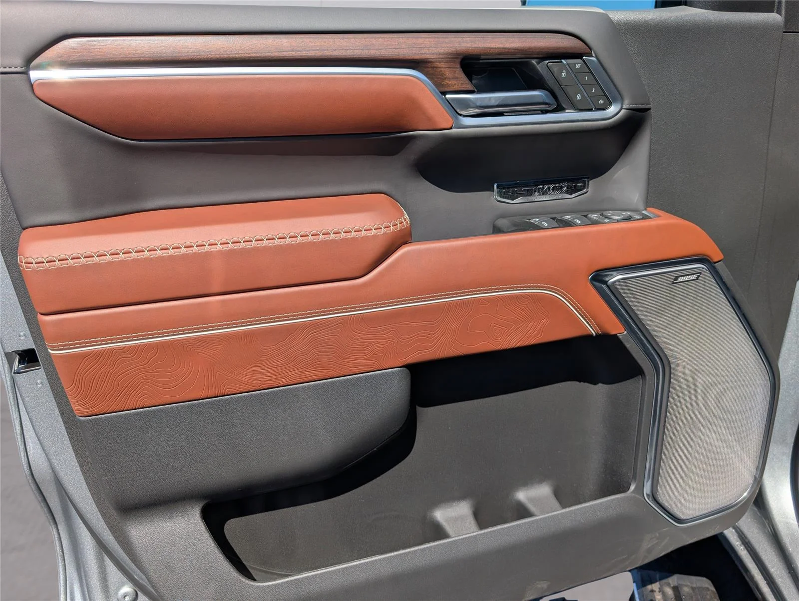 New 2026 Sterling Metallic GMC Denali Ultimate image 22