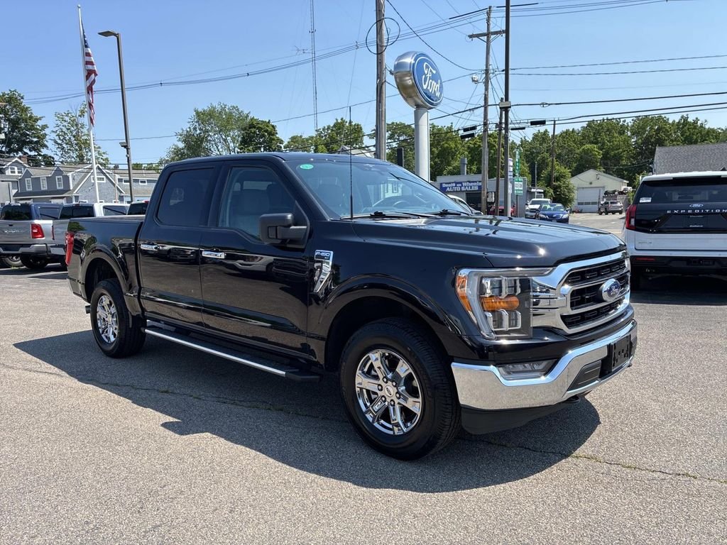 Used 2023 Black Ford XLT image 8