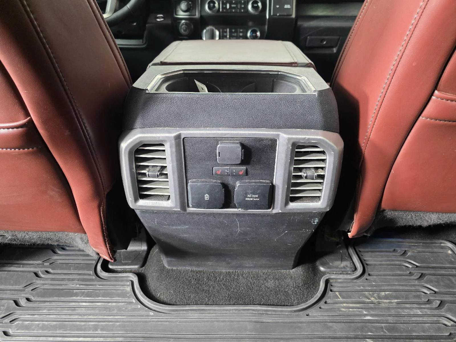 Used 2019 White Platinum Metallic Tri-Coat Ford Platinum image 16