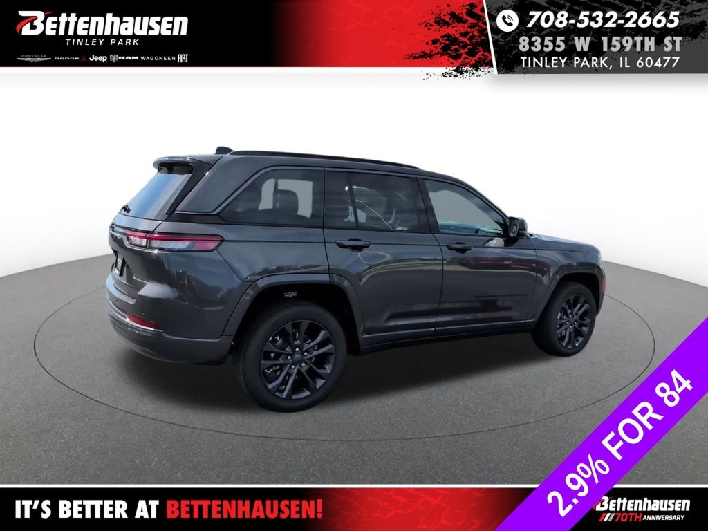 New 2026 Baltic Gray Metallic Clear-Coat Exterior Paint Jeep Limited Reserve image 8