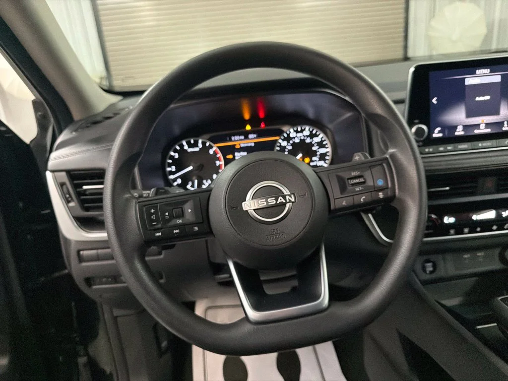 Used 2024 Super Black Nissan SV image 17