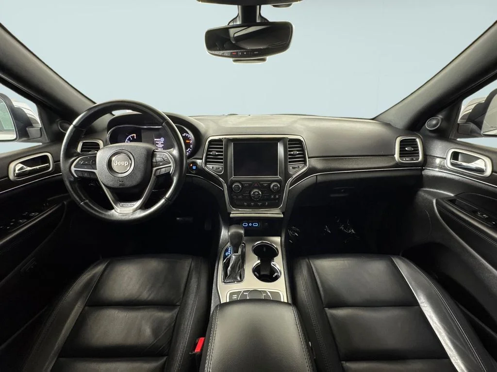 Used 2018 White Jeep Limited image 7