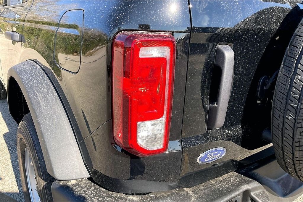 New 2025 Ford Bronco Base 4D Sport Utility