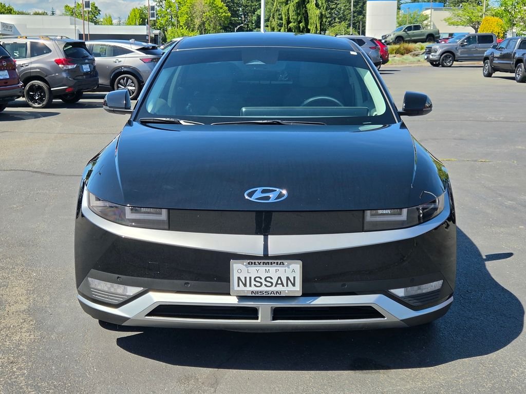 Used 2024 Black Hyundai SEL image 9