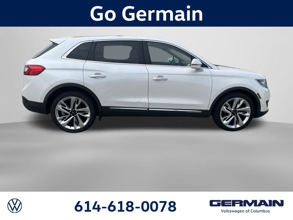 Used 2018 White Lincoln Reserve image 10