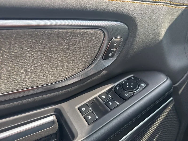New 2025 Star White Metallic Tri-Coat Ford TREMOR® image 31