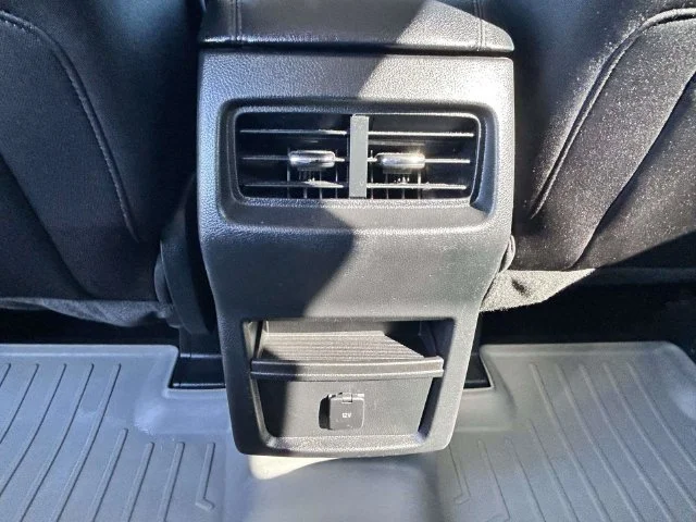Used 2020 Silver Ford SE image 14