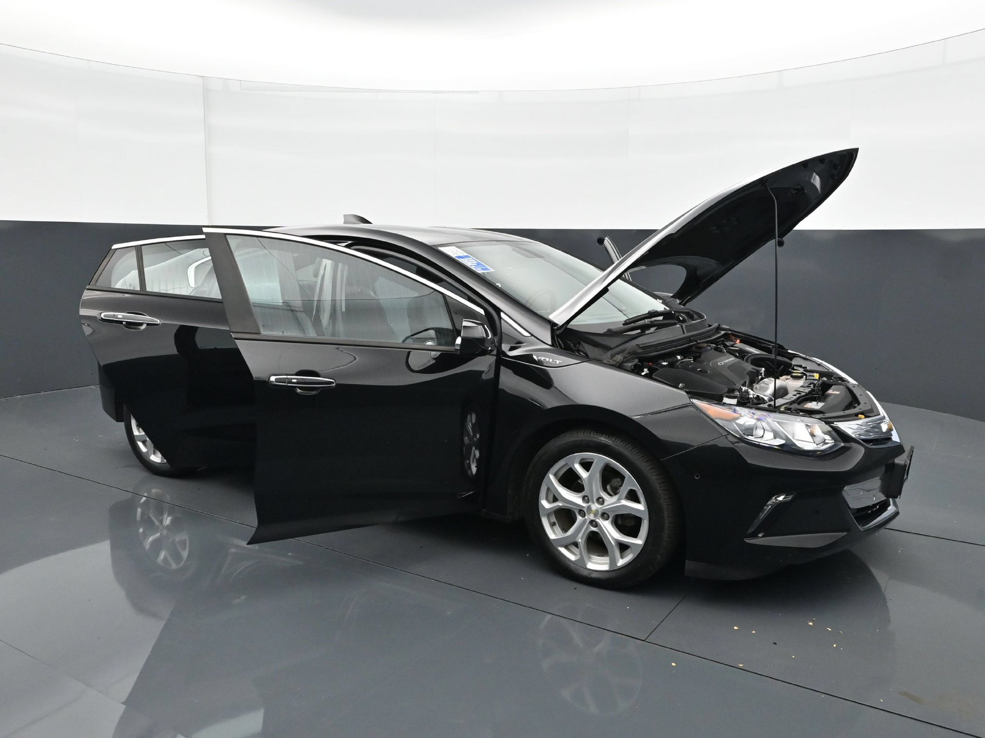 Used 2017 Mosaic Black Metallic Chevrolet Premier image 34