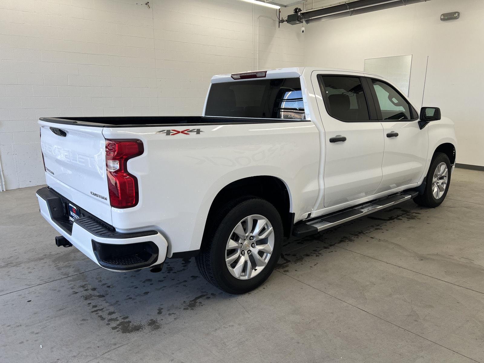 Used 2024 Summit White Chevrolet Custom image 4