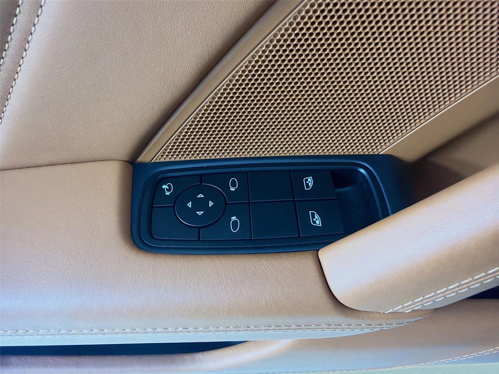 Used 2026  PORSCHE  image 8