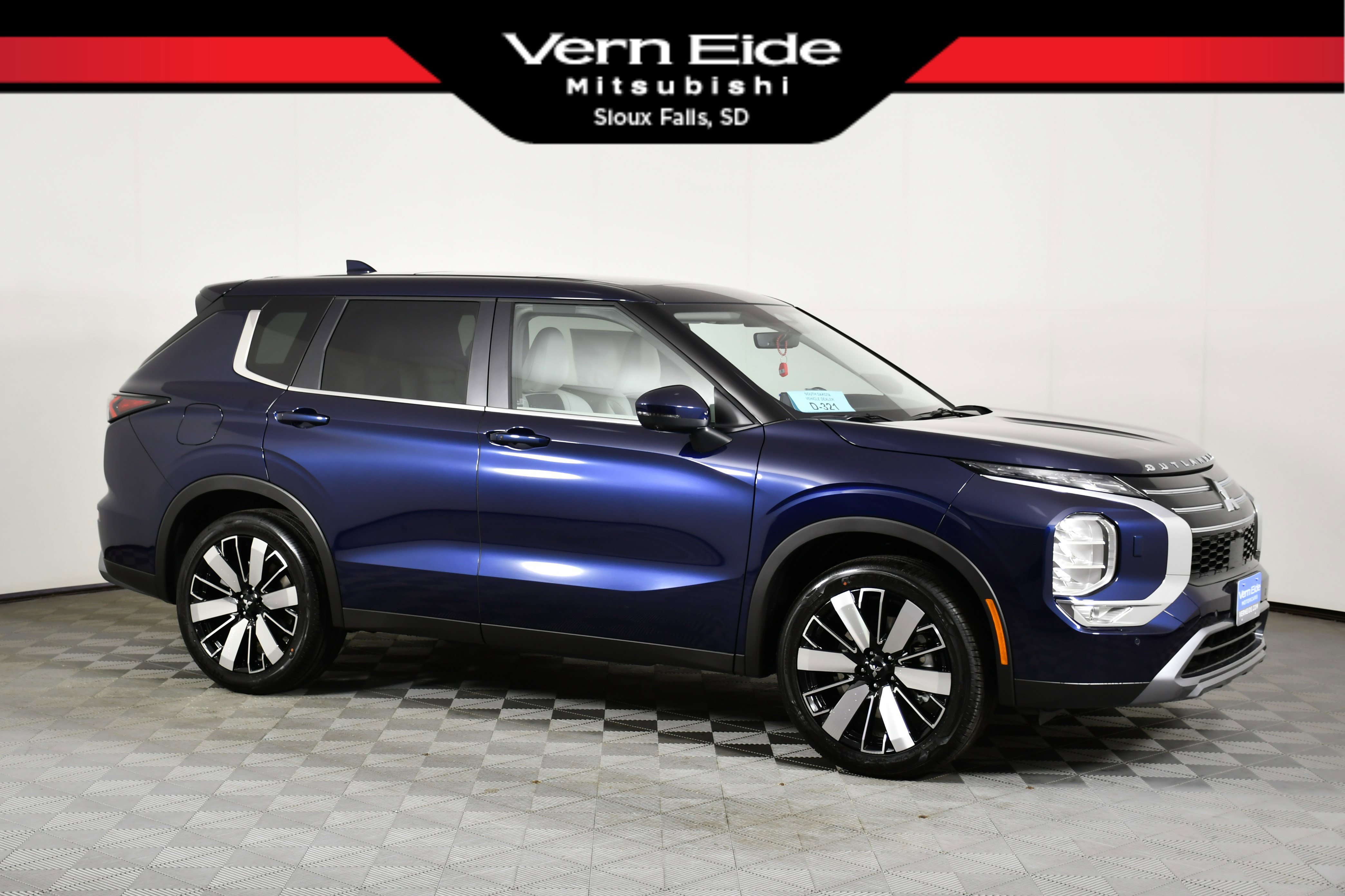 2026 Mitsubishi Outlander SE S-AWC's photo