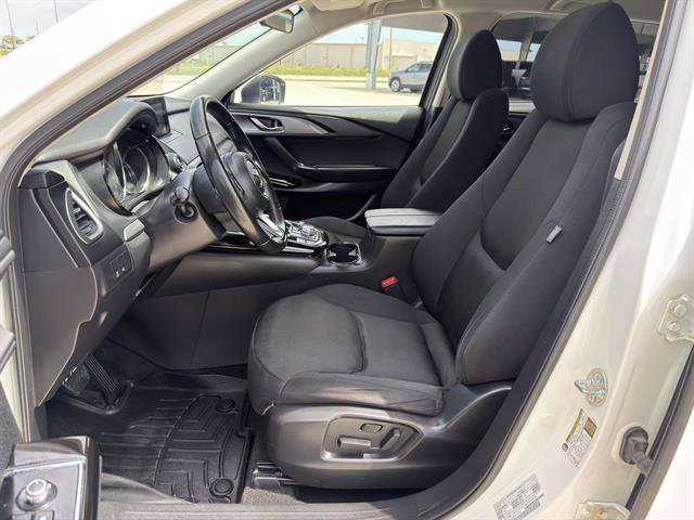 Used 2020 Snowflake White Pearl Mica Mazda Sport image 12