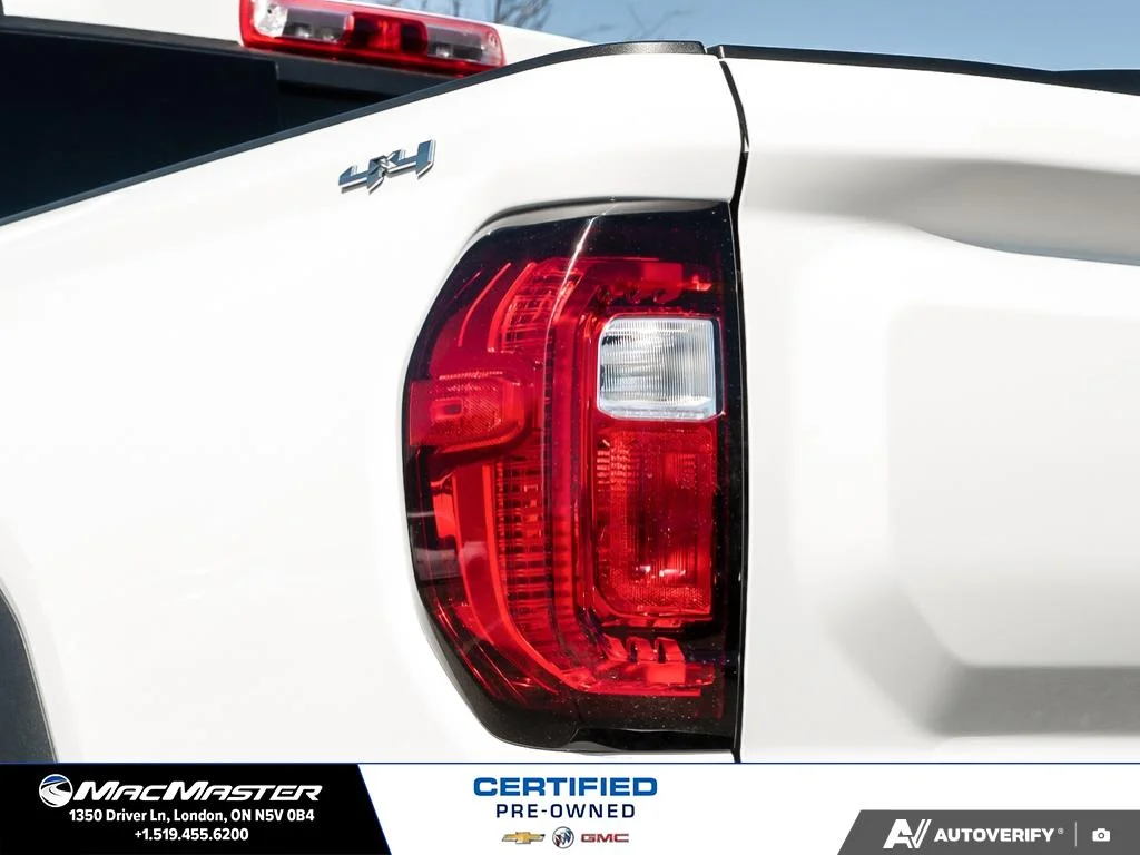 Used 2025  GMC Elevation image 15