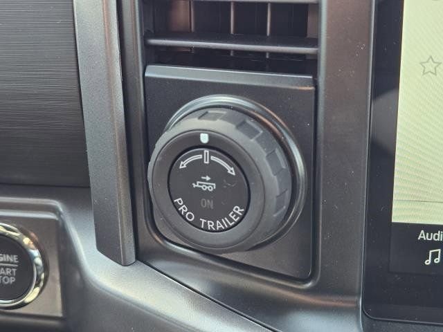 2025 Ford F-150 XLT - Photo 36