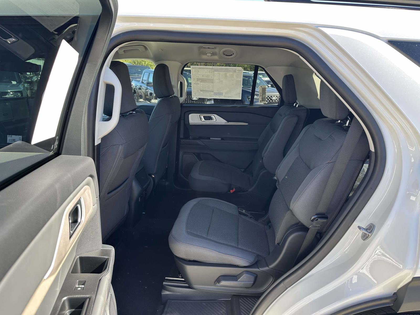 2026 Ford Explorer Active - Photo 10