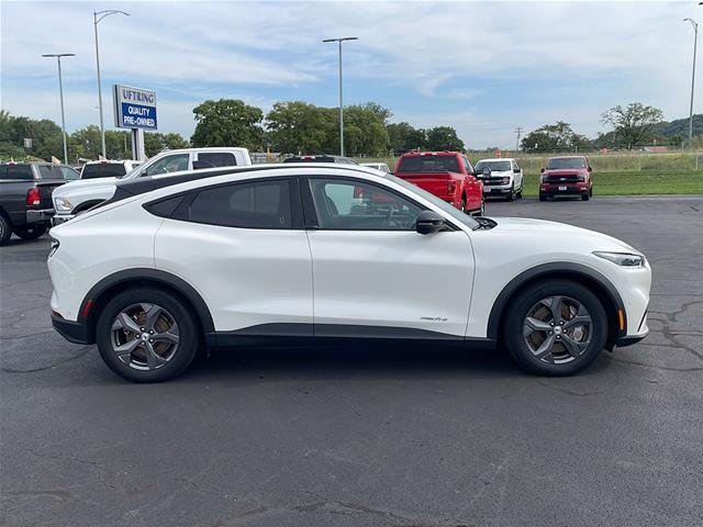Used 2023 Star White Ford Select image 37