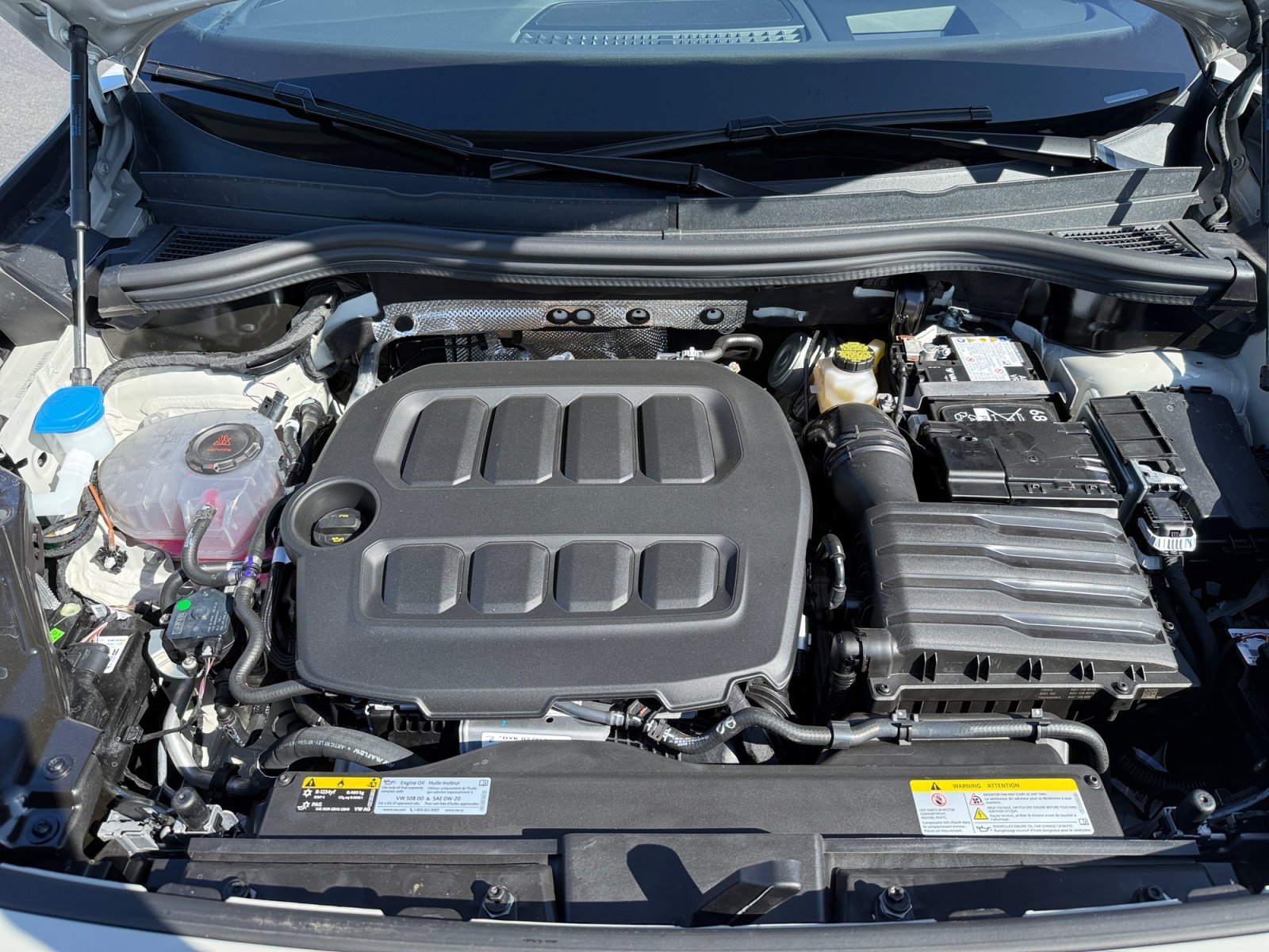 New 2026 Sandstone Volkswagen SEL R-Line Turbo image 20