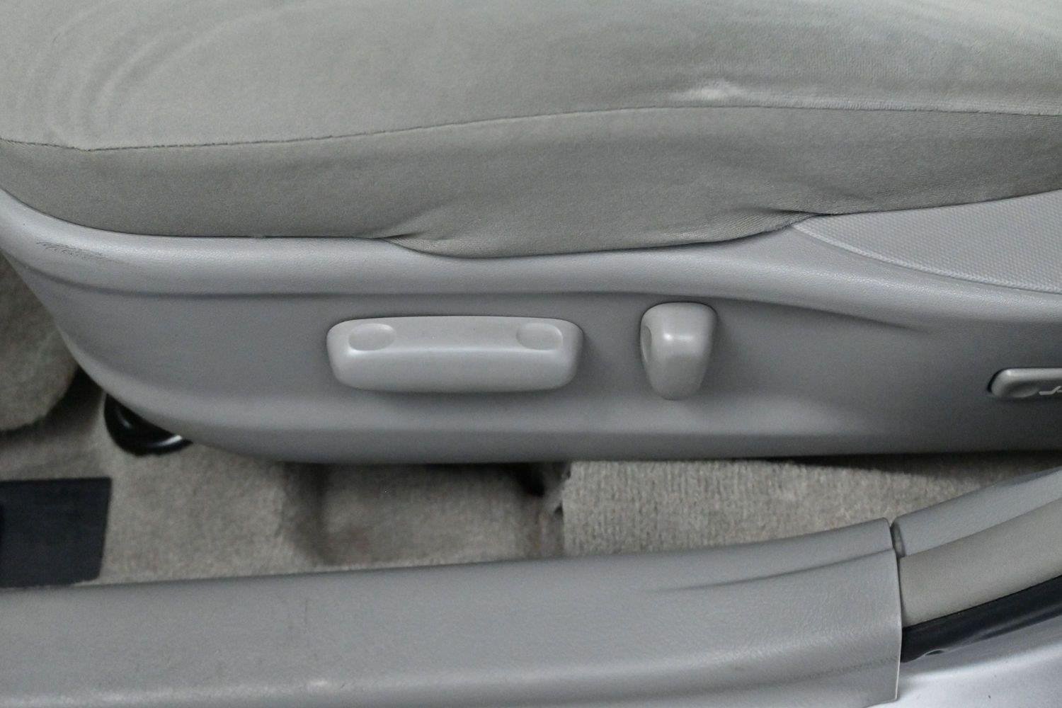 Used 2010 Classic Silver Metallic Toyota LE image 13