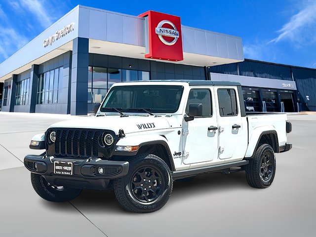 Pre-Owned 2023 Jeep Gladiator Pentastar 3.6L V-6 DOHC, variable valve control, regular unleaded, engine with 285HP 4x4 Willys 4x4