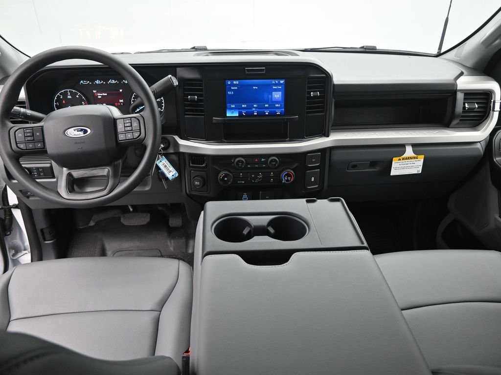 New 2026 Oxford White Ford XL image 18