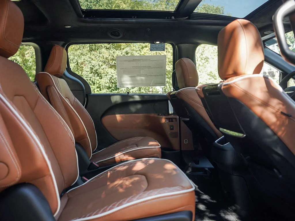 2026 Chrysler Pacifica Pinnacle - Photo 12