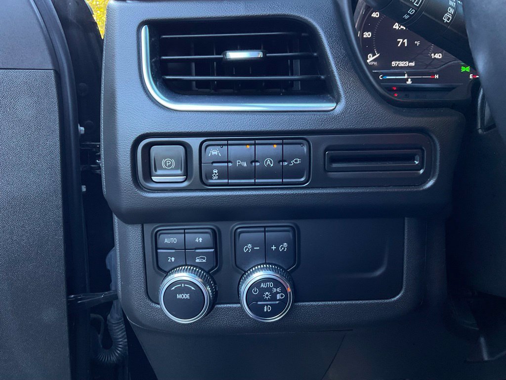 Used 2022 Black GMC SLE image 13
