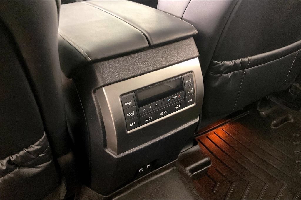 Used 2022 Gray Lexus Luxury image 9