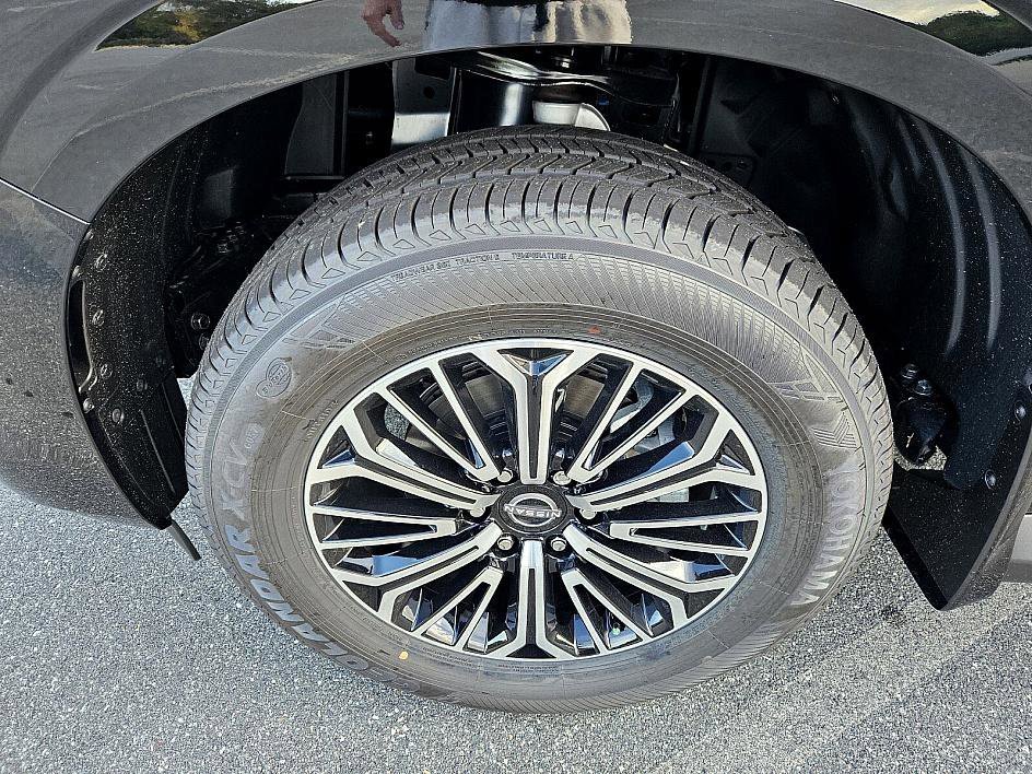 2026 Nissan Armada SL - Photo 18