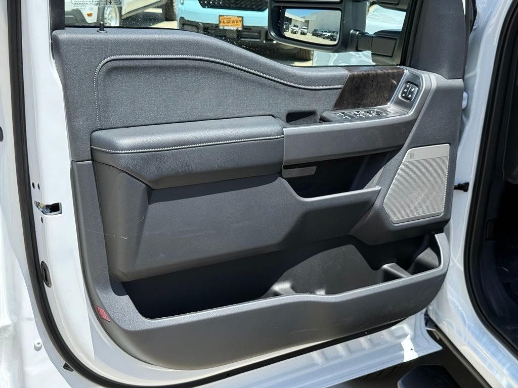 New 2026 Oxford White Ford F-350® Lariat® image 16