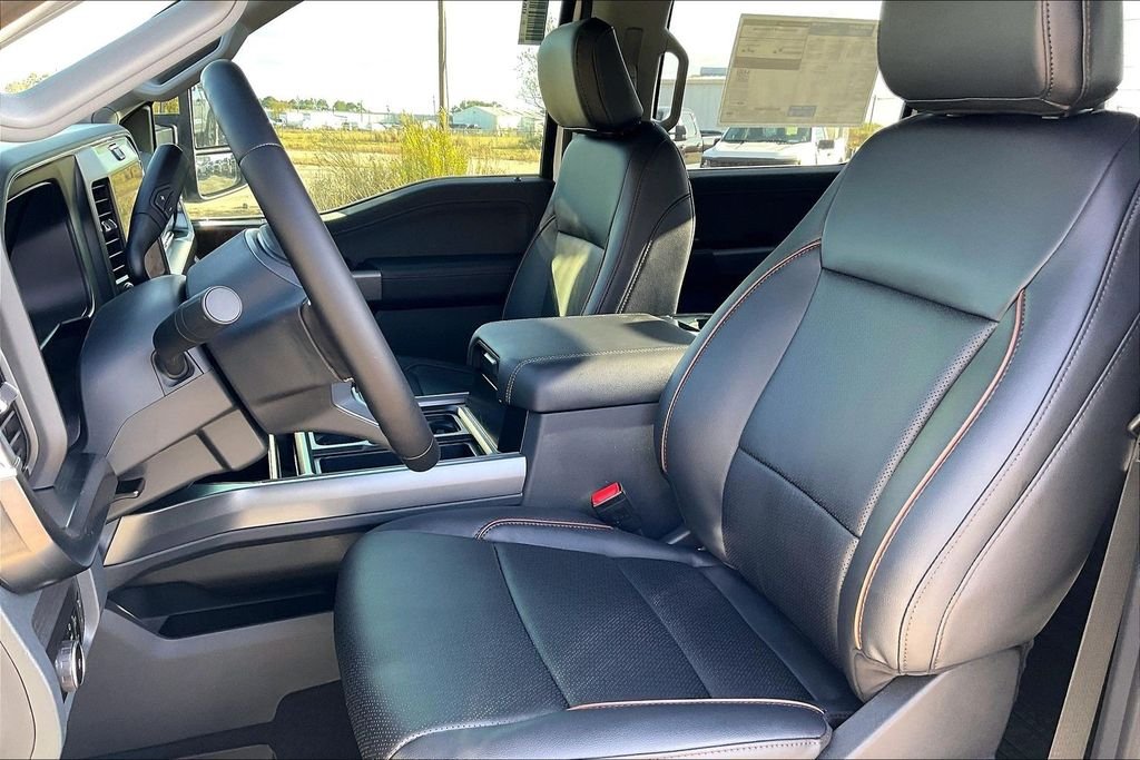 New 2026 Ford Super Duty F-250 Lariat 4D Crew Cab