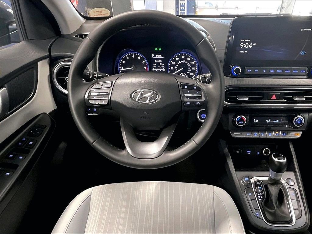Used 2023 Gray Hyundai SEL image 17