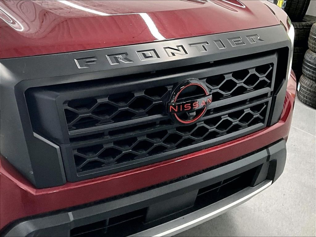 Used 2024 Cardinal Red Metallic Tricoat Nissan PRO-4X image 30