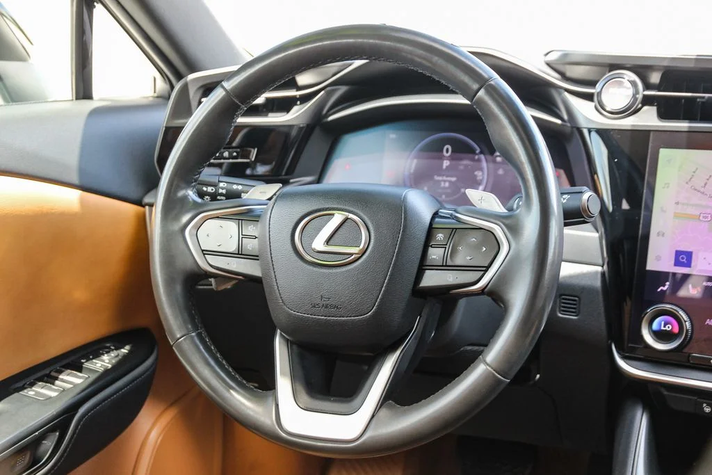 Certified Used 2023 EMINENT WHITE PEARL Lexus 450e Premium image 16