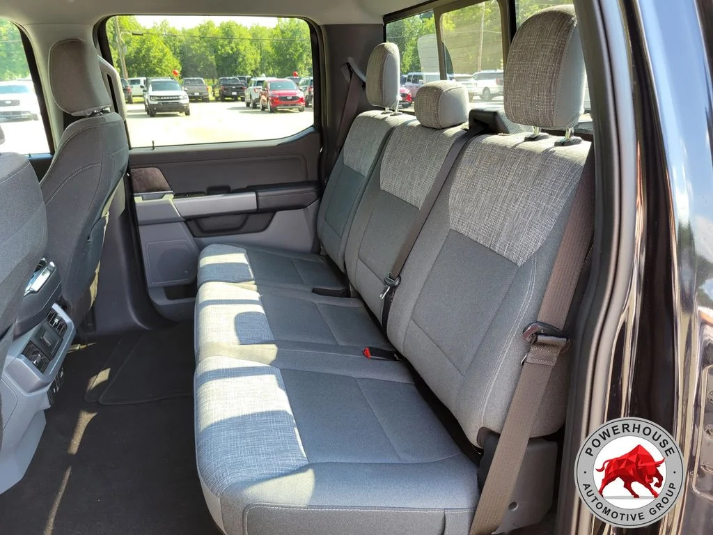 Used 2022 Black Ford XLT image 15