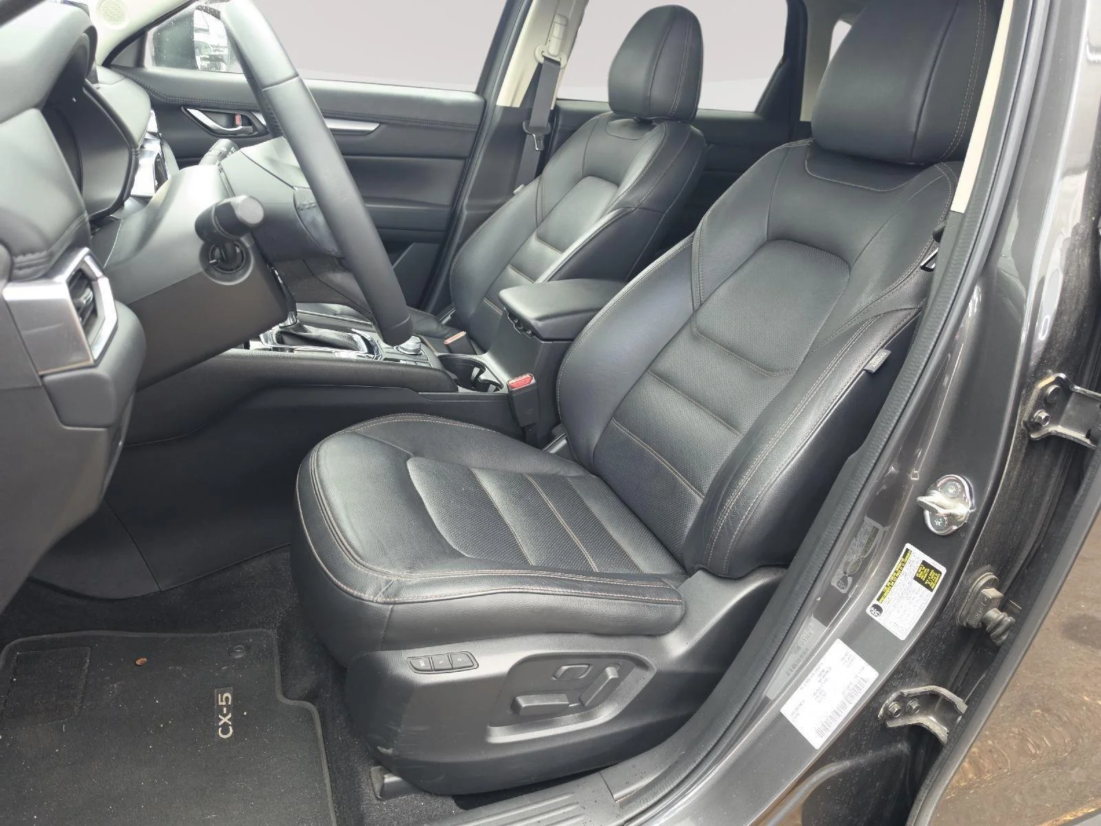 Used 2023 Machine Gray Metallic Mazda 2.5 S Preferred Package image 12
