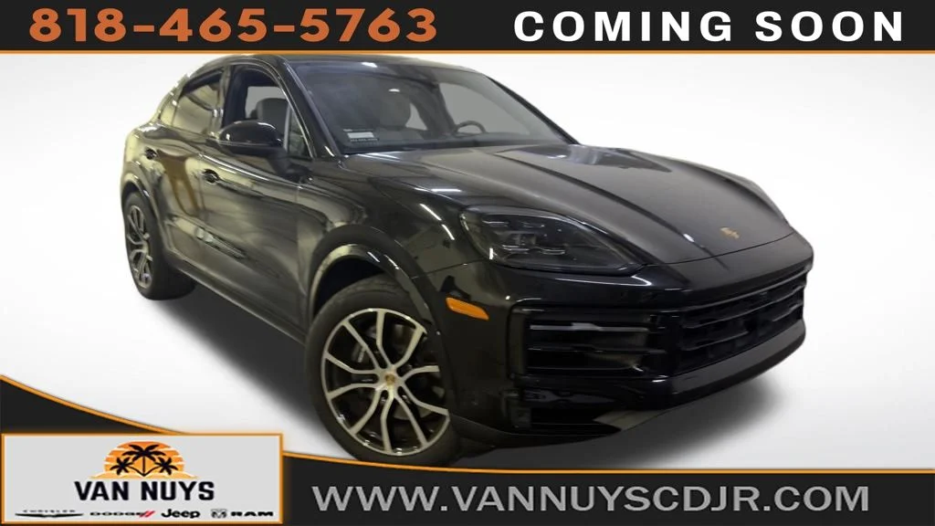 2024 Porsche Cayenne -'s photo