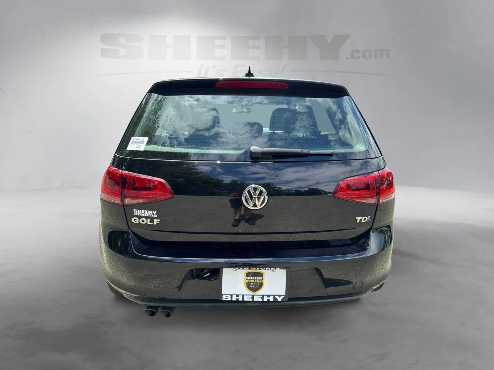 Used 2015 Black Volkswagen TDI SE 4-Door image 11
