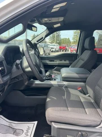 New 2026 Oxford White Ford XLT image 101