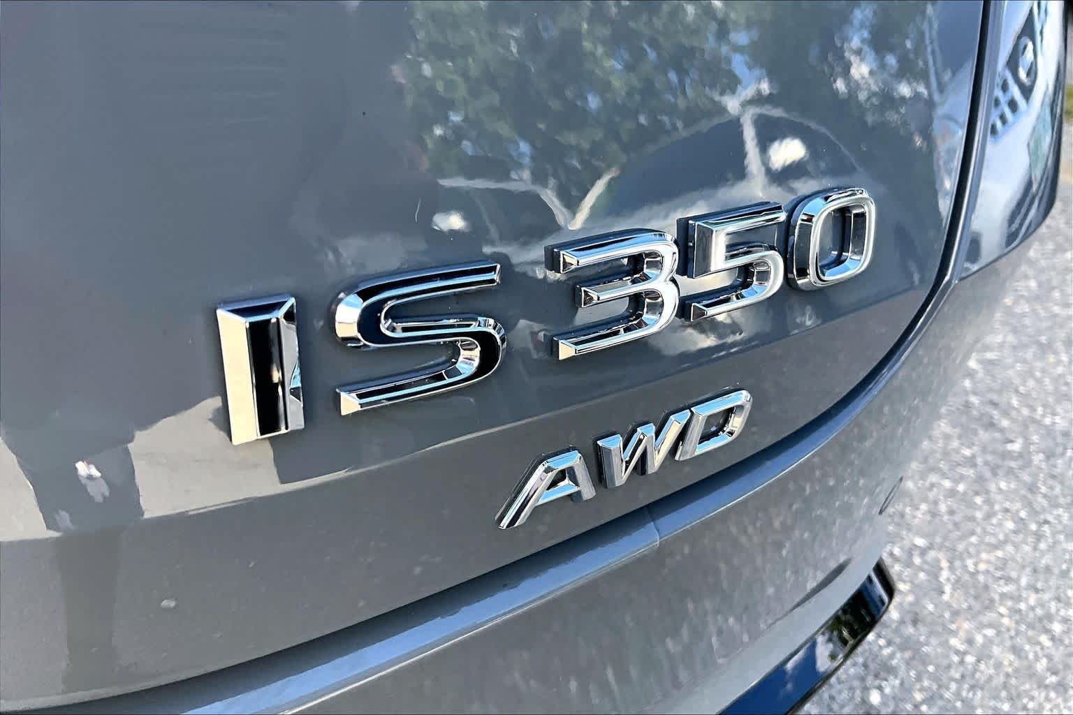 Used 2024 Incognito Lexus F SPORT image 10